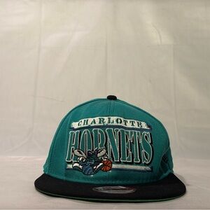 New Era 9FIFTY Charlotte Hornets Snapback Cap – Great Condition